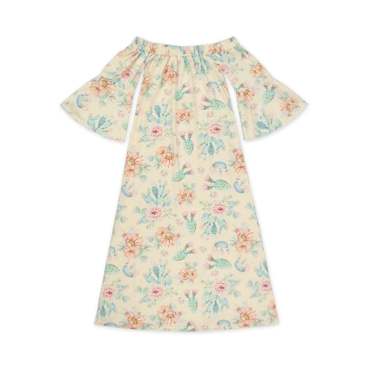 Vestido con hombros descubiertos