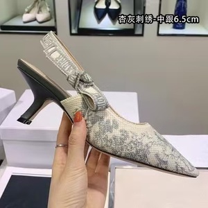 D设计师品牌春夏高跟鞋平底凉鞋空猫刺绣秋季时尚潮流 - Product Image 2