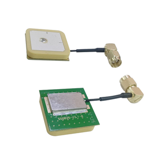 Tracker per veicoli con modulo ceramico attivo doppio modalità con sistema di navigazione Beidou GPS 28dbi ad alto guadagno con Antenna integrata - Product Image 3