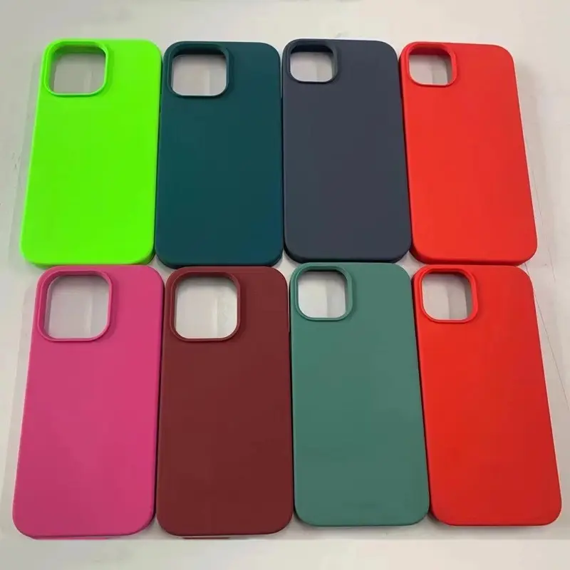 Empaquetado de funda de teléfono de silicona de lujo logotipo personalizado marca mate cubierta de teléfono móvil para iPhone 11 12 13 14 15 pro Max al por mayor