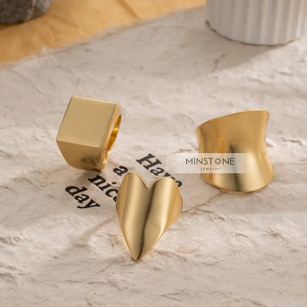 Conjuntos de anillos de corazón mate hipoalergénico, anillo grueso sin deslustre para matrimonio, oro de 18K para mujer