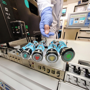 12mm 16mm 19mm 22mm anello a pulsante circolare piatto LED 12V luce 1 no1nc in metallo pulsante pulsante pulsante di alimentazione per autobloccante - Product Image 1