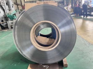 Заводская цена, полированная яркая 1060 SAE1050 1070 1075 75Cr1 закаленная и закаленная стальная полоса для печатной формы - Product Image 6