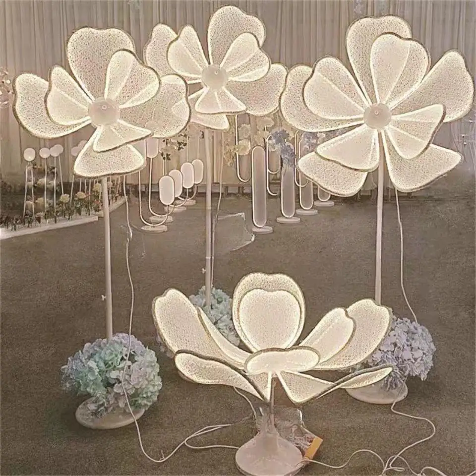 Evento di nozze occasione strada di piombo fiore decorativo bianco set di fiori a LED per la decorazione della fase