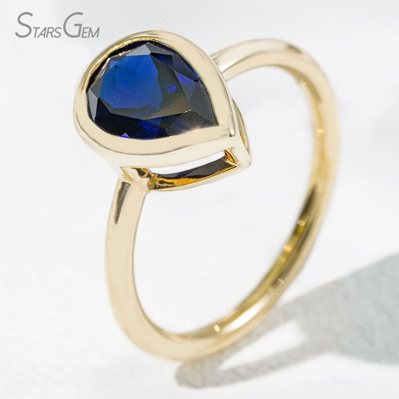 lab royal blue sapphire+ yellow gold