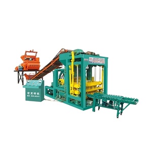 Máquina de fabricación de ladrillos Hydraform QT 4-25 de baja inversión en mano de obra para construcción a pequeña escala utilizando arena de hormigón como materias primas - Product Image 1