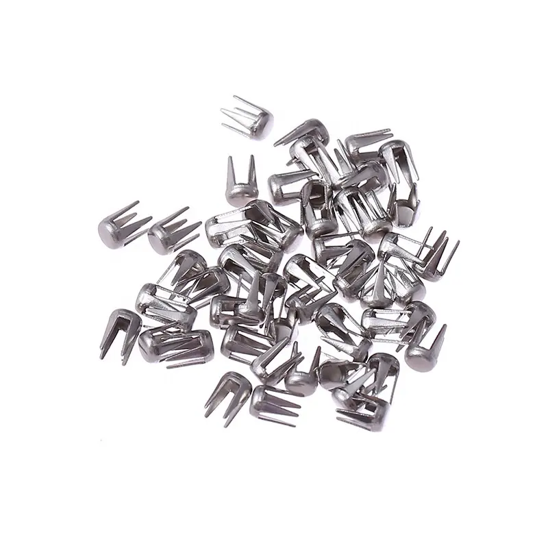 Haute qualité en stock 2.3mm perle rivet goujon quatre griffes clou en acier à vendre