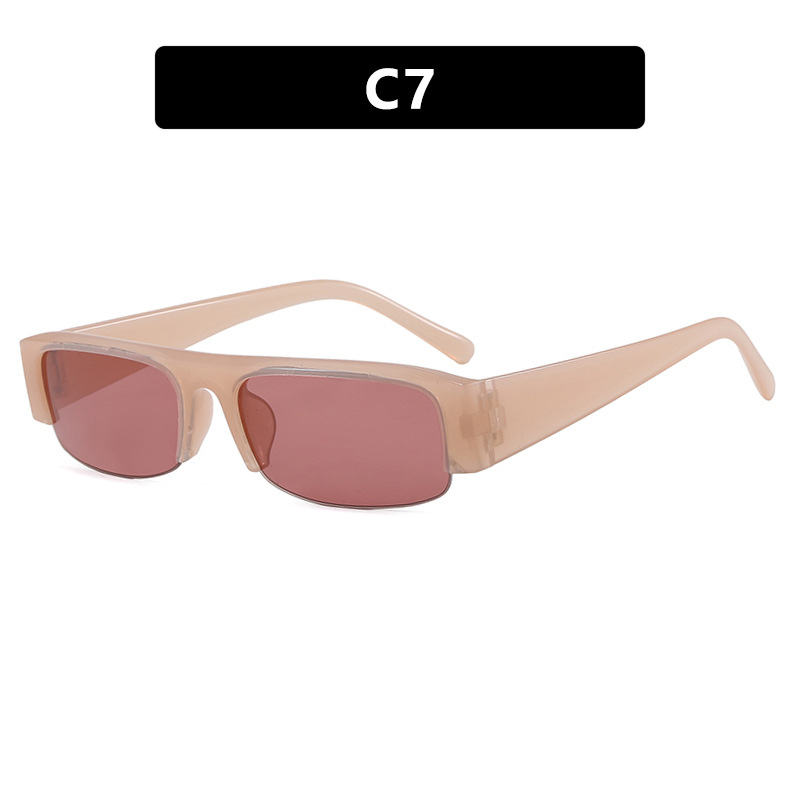 Comprimés violets à cadre rose C7