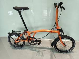 עבור זכר ונקבה ברומפטון קיפול אופניים מפעל אספקת נייד נייד נסיעות סגסוגת אלומיניום מזויפים צבע להתאמה אישית - Product Image 3