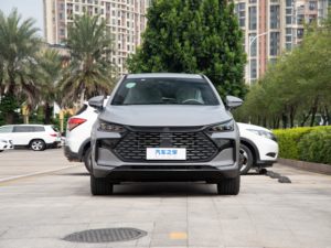 BYD Tang DM-i中型SUVプレミアムコンフォートパワー効率新しいPHEV左ステアリングレザーシートR19タイヤクルーズコントロールAcc