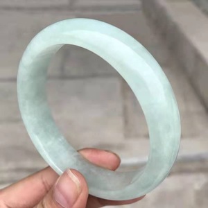 翡翠ブレスレット天然石深緑色フローティングカラー中国工場翡翠ジュエリー卸売