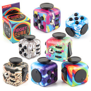 Di alta qualità Anti-Stress Multi-funzione Fidget cubo buona sensazione di plastica Fidget giocattolo per i bambini - Product Image 5