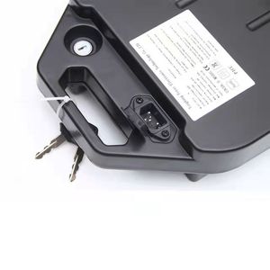 IP65 ABS durumda 18650 bir sınıf hücre <span class=keywords><strong>20A</strong></span> BMS 60v 20ah lityum iyon e-Scooter Citycoco pil elektrikli araç