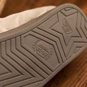 Kinder Volwassenen Winter Pluizige Indoor Schoenen Schattig Kerstontwerp Ademende Slip-On Sluiting Herfst Seizoen Unisex Pluche <span class=keywords><strong>Slippers</strong></span> - Product Image 4