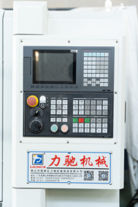LC-52X Max. Swing Diameter (mm) 558 <strong>c</strong> <strong>Axis</strong> <strong>Cnc</strong> <strong>Lathe</strong> <strong>With</strong> Automatic bar Feeder High Precision Slant Bed <strong>Cnc</strong> <strong>Machine</strong> - Product Image 5