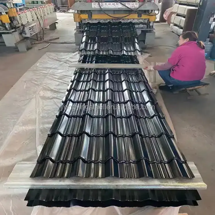 Matériaux de construction en métal Couleur Tôle d'acier ondulée Tôle de toit en fer galvanisé Tôle de toit ondulée