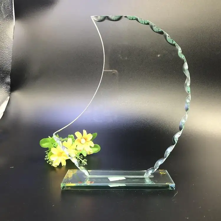 Fábrica al por mayor regalo de negocios trofeo de artesanías de cristal placa sólida de vidrio en blanco K9 trofeo de premio de cristal