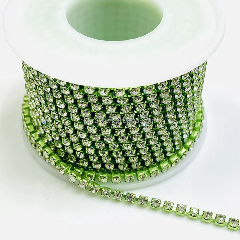 7 # vert clair + blanc