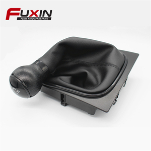 <span class=keywords><strong>1K0711113CG</strong></span> 5 /6 מהירות עור Gear Shift Knob עם אבק כיסוי שחור פס עבור פולקסווגן גולף 5 6 ג 'טה MK5 05-10 MK6 ארנב 2010-2014
