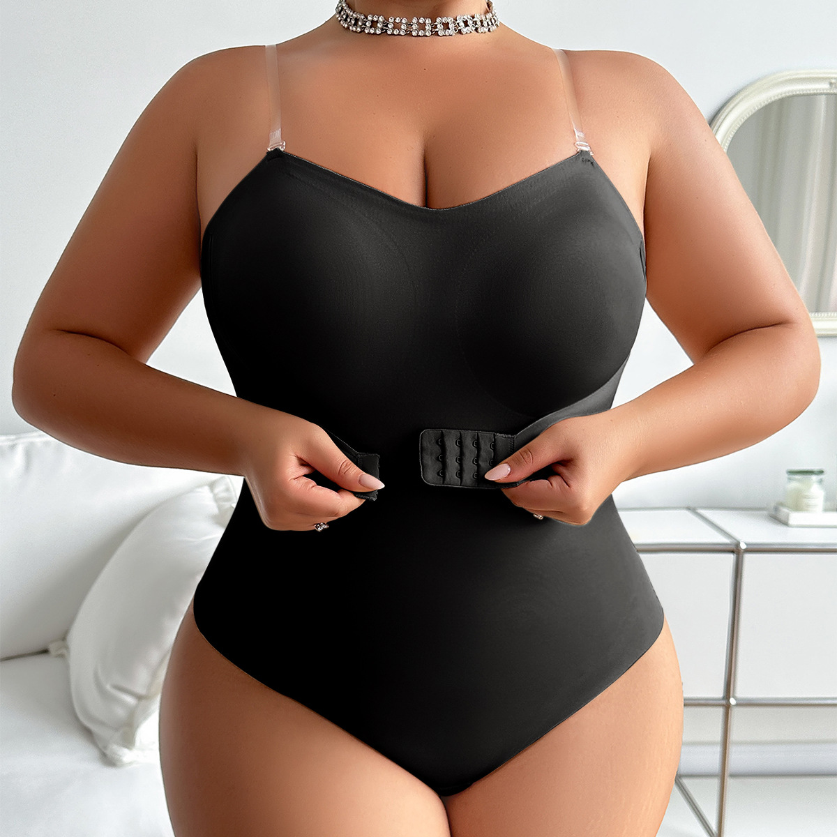 grande taille-noir-comprend des bretelles invisibles