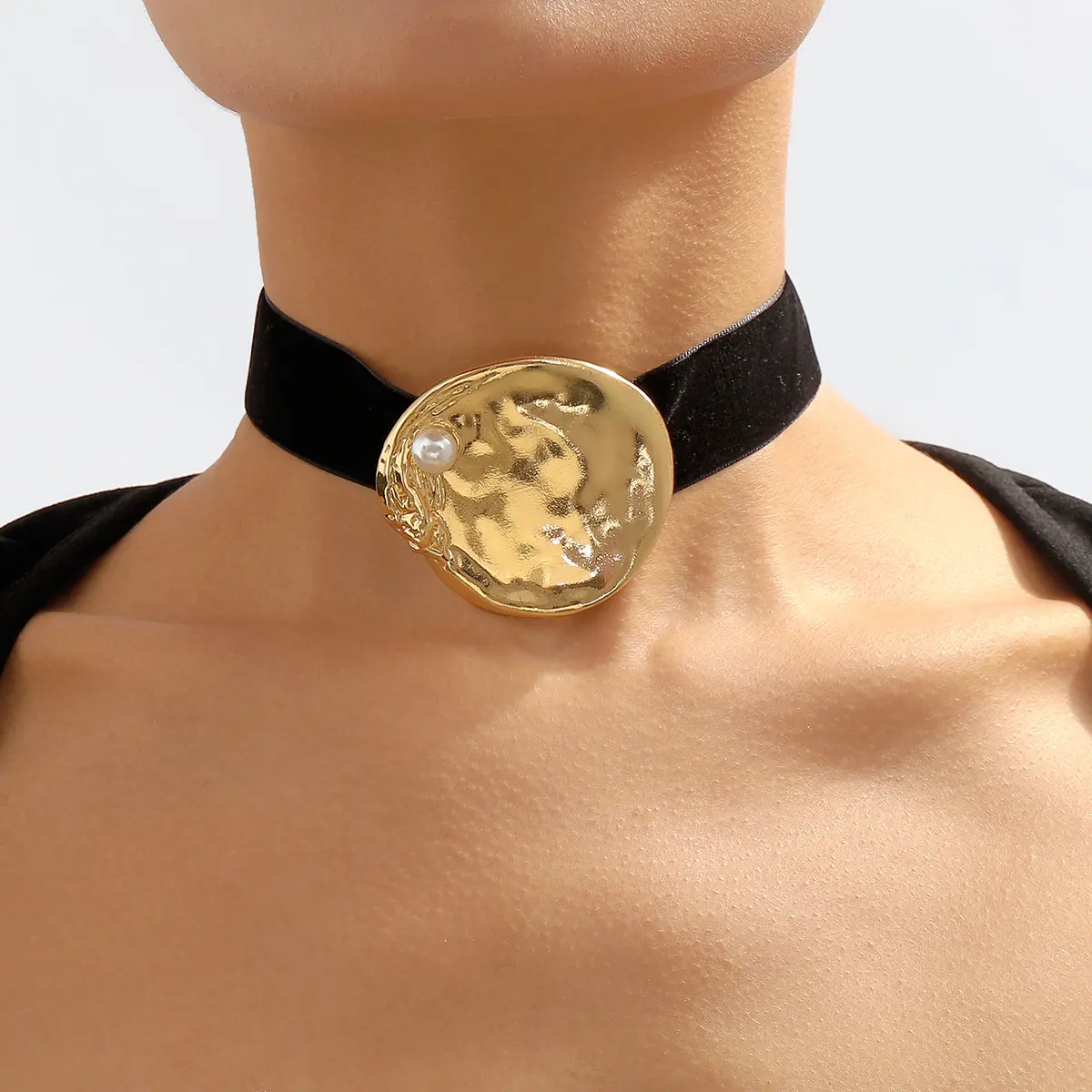 Conjunto de joyería de moda 2023, gargantilla de oro, collar para mujer, pendientes llamativos gruesos, pulsera, joyería