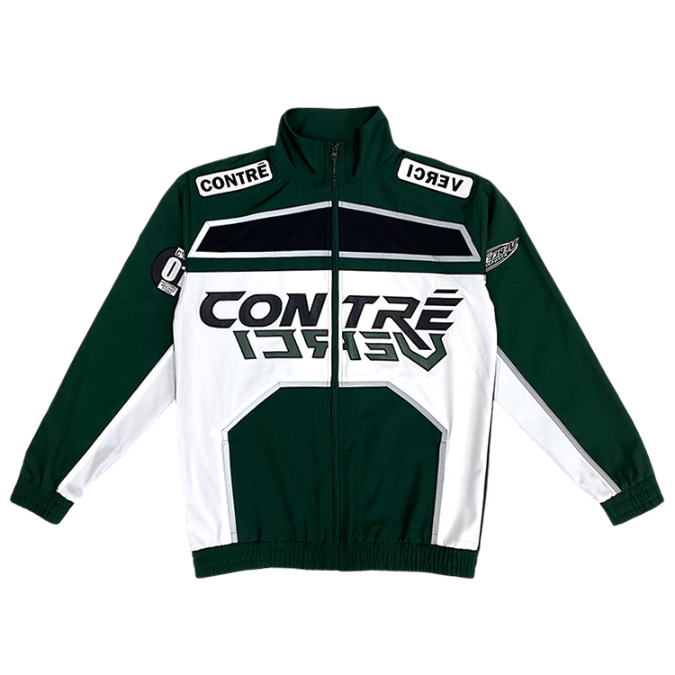 แจ็คเก็ตสีเขียวทหาร