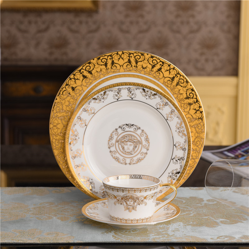 Juego de 4 piezas E.