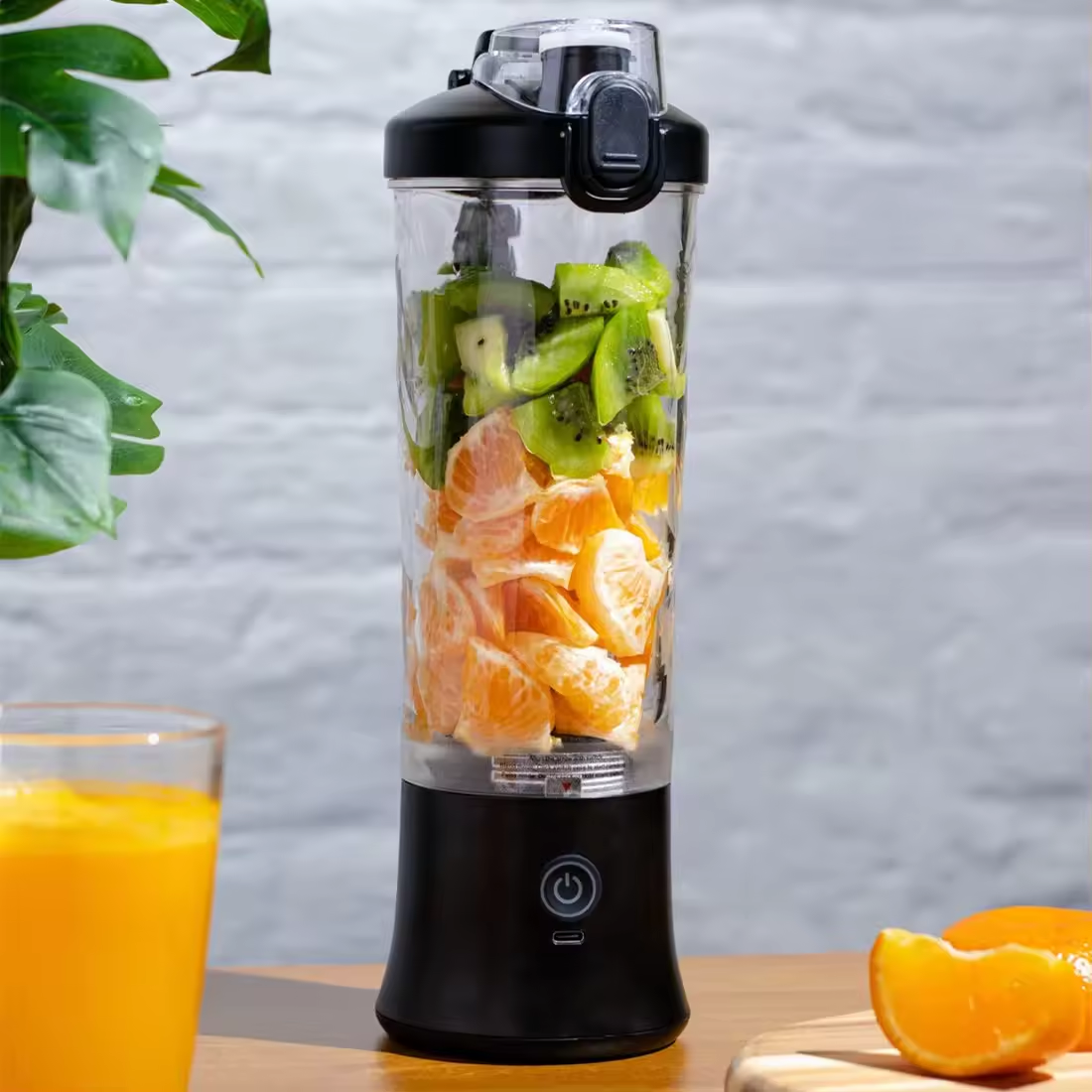 Black portable blender