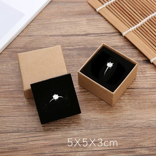 Brown 5x5x3 cm for ring