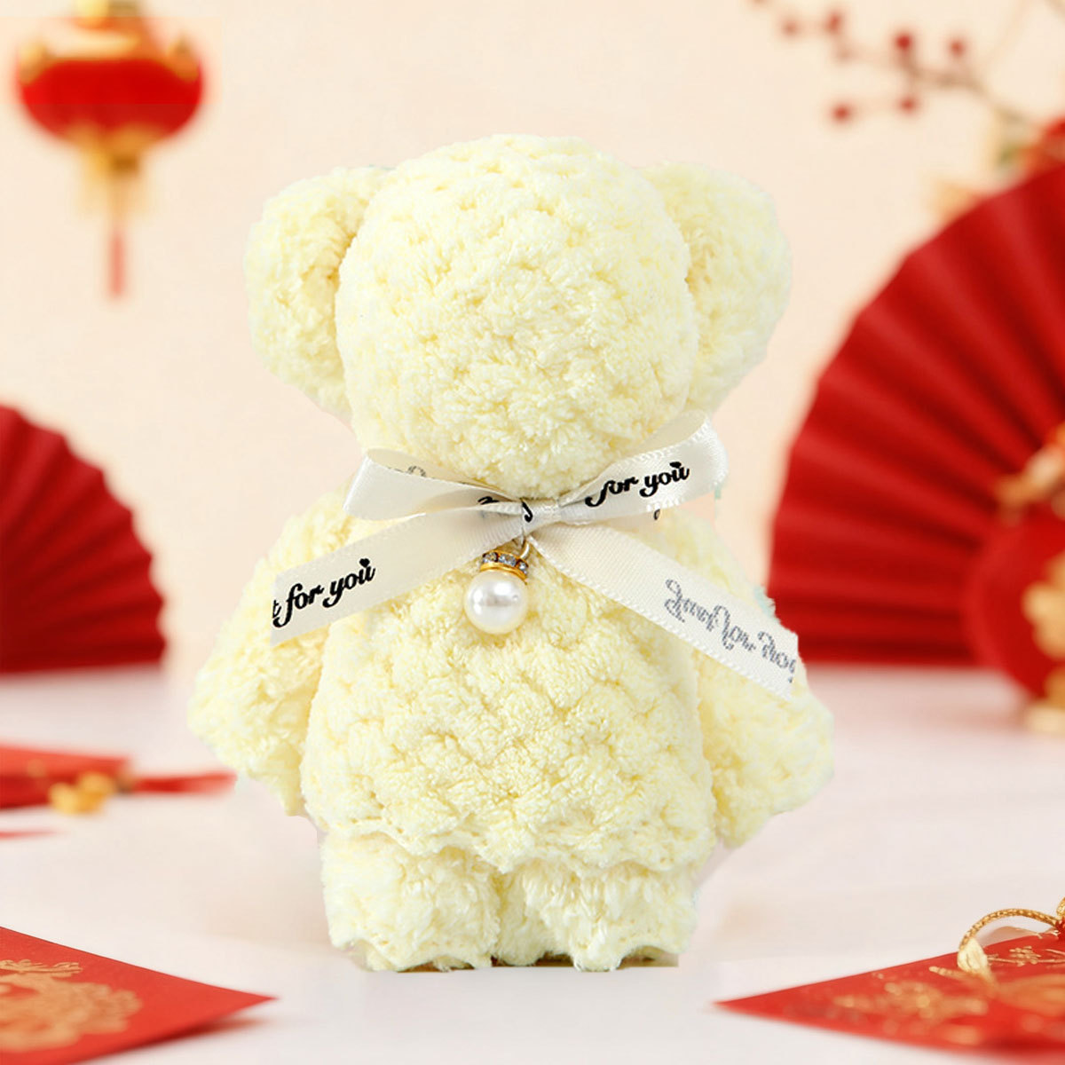 Pearl bear yellow