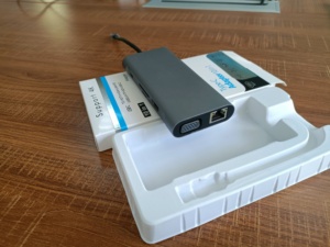 Wholesale USB C Hub 10 in 1 Retail to VGA Adapter +RJ45 Lan Ethernet +SD TF USB-C 3.0 +3.5mm <strong>Audio</strong> Video for MacBook Pro - Product Image 4