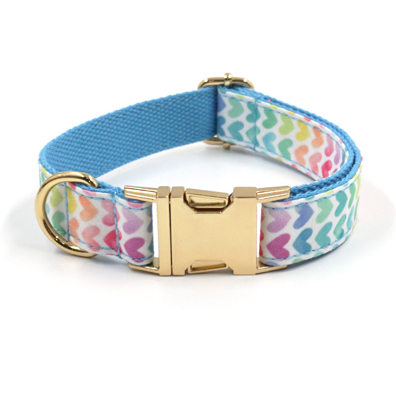 Boucle dorée coeur multicolore bleu