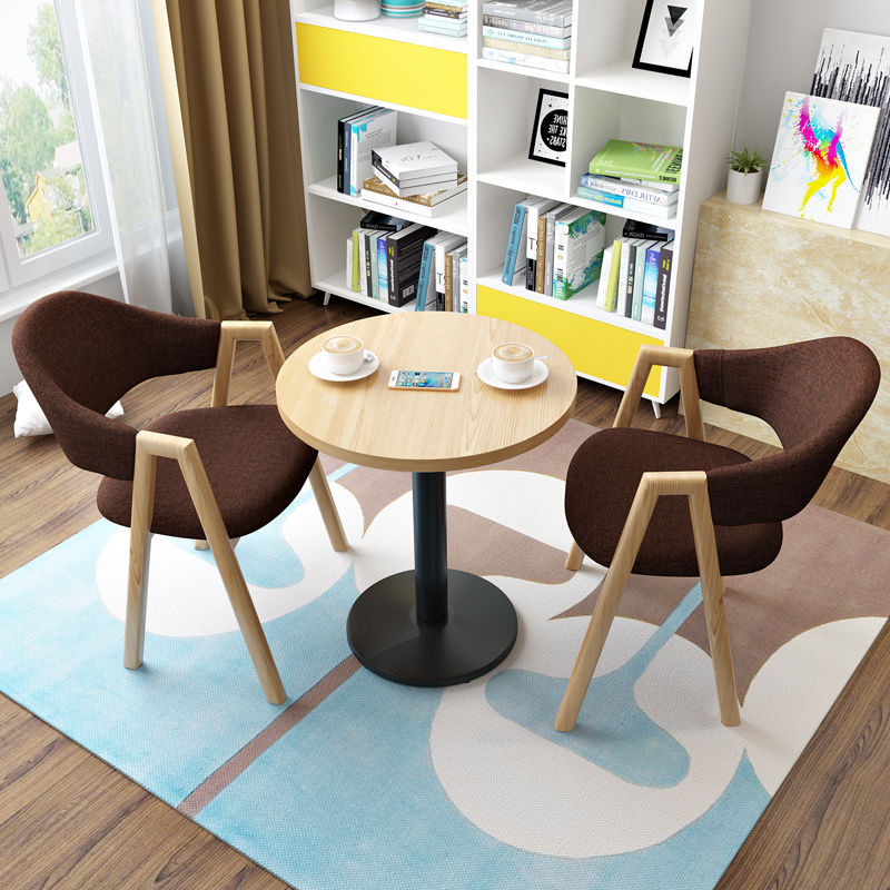 Table ronde 60 cm couleur café avec 2 chaises en tissu