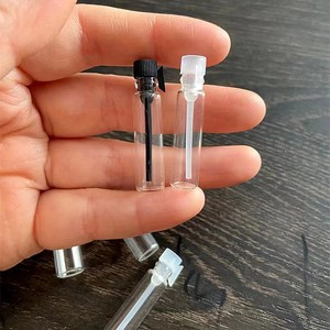 Manufacture Sample Size clear 0.5ml 1ml <strong>2</strong> ml 3 ml 5 ml Fragrance Oil Sample <strong>Perfume</strong> Bottle Glass Crimp <strong>Perfume</strong> Bottle Vial - Product Image 5