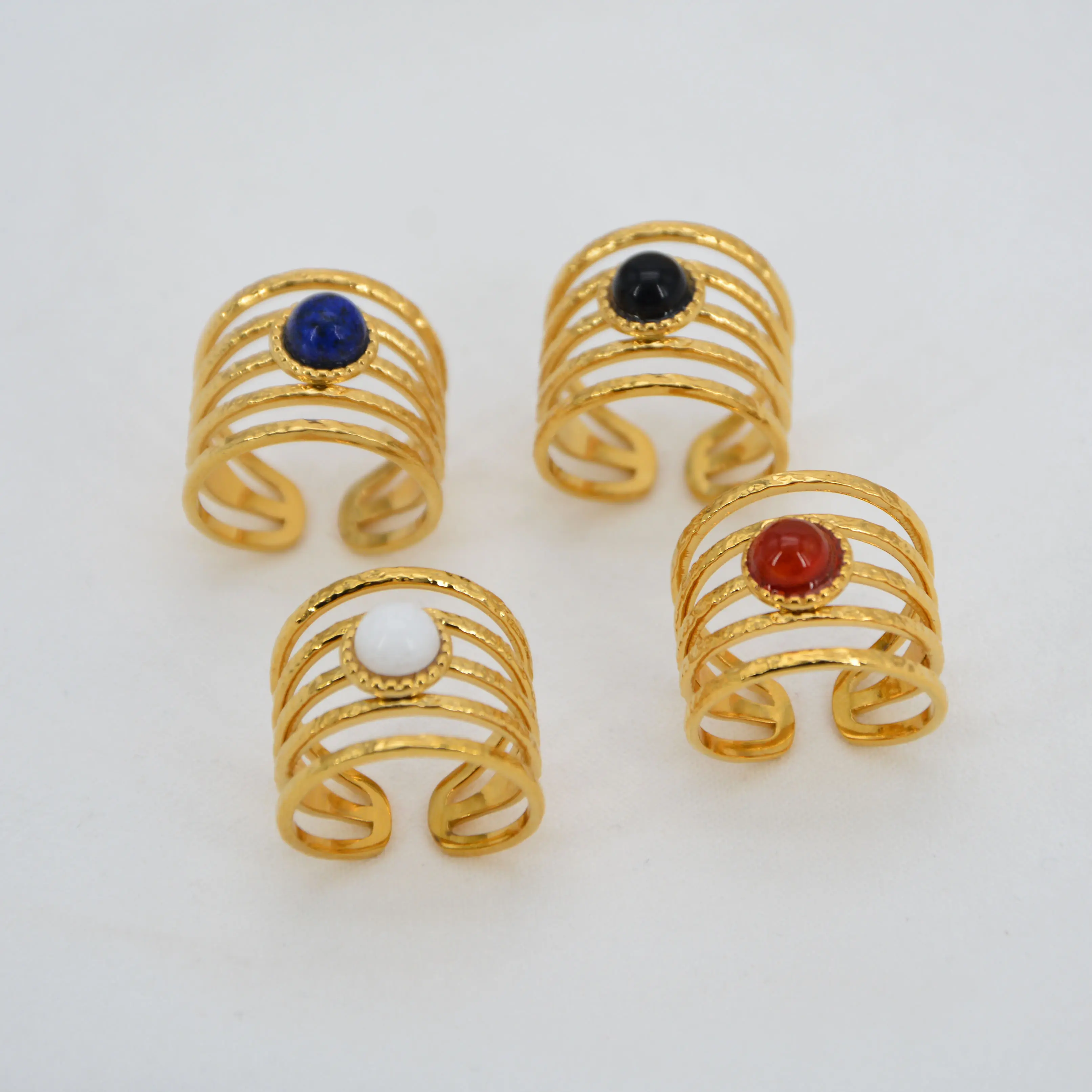 Trendy Jewelryステンレス鋼調節可能なRingと天然石黒、赤、白とダークブルー14 18kゴールドJewels