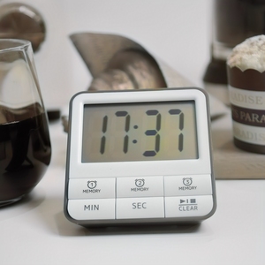 Colorato multifunzione digitale Count Down e Timer da cucina con funzione di memoria - Product Image 3