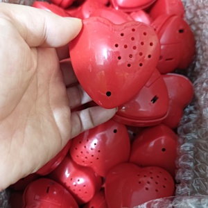流行的可记录按钮迷你红色心形录音机按钮 - Product Image 2