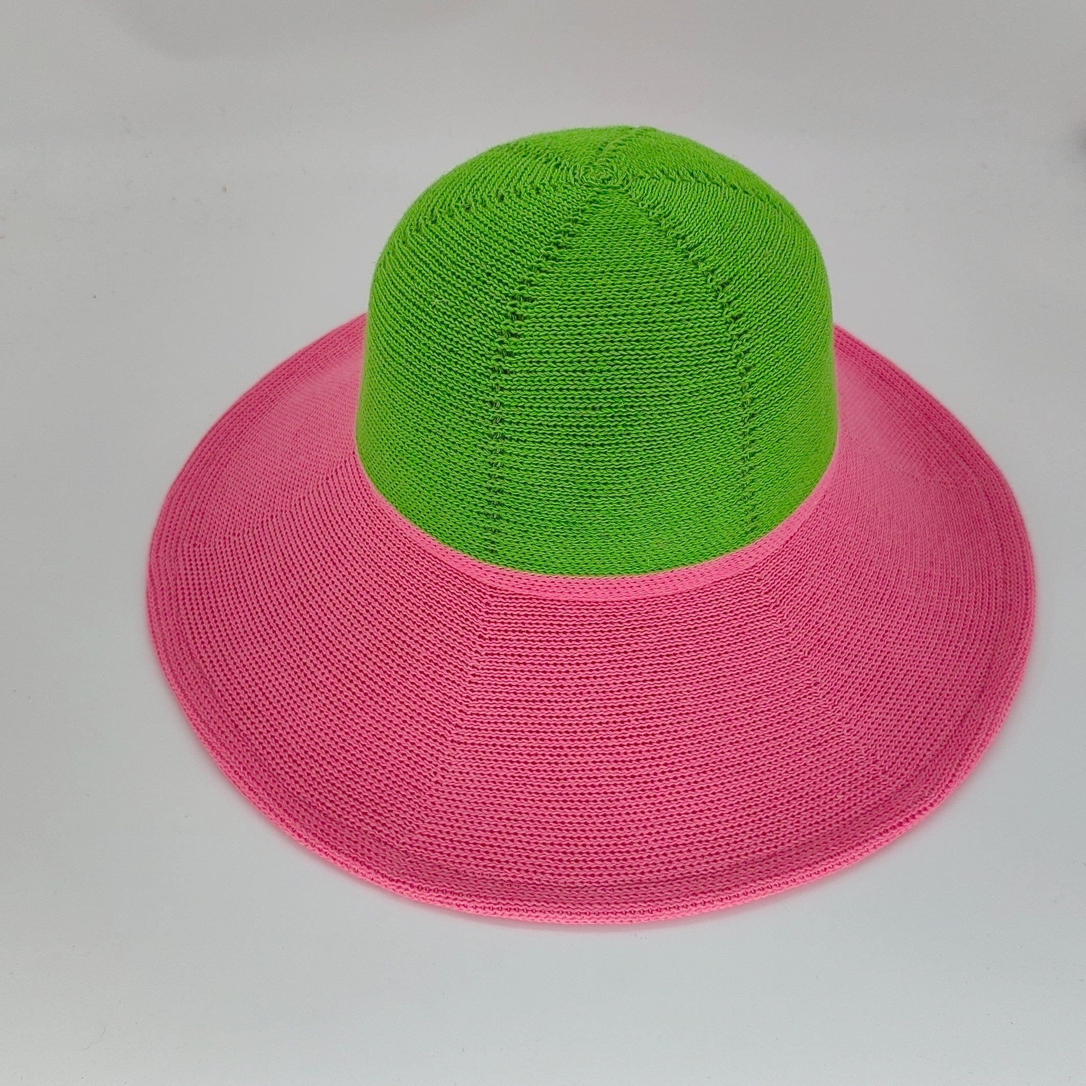 เขียว + ชมพู