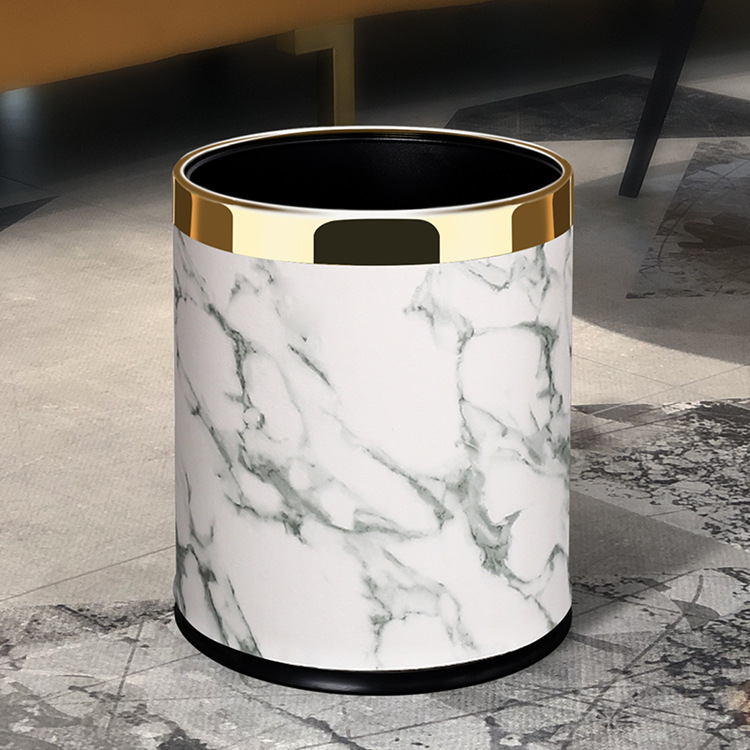 14L White Marble with Gold Ring
