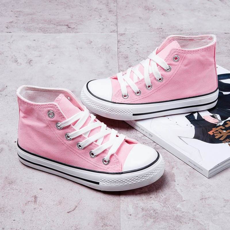 สูงด้านบนสีชมพูโดยไม่ต้องวาด