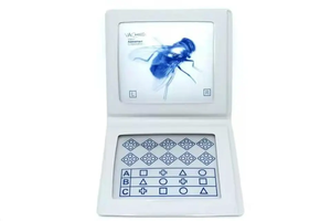 Stereo Fly Vision Test for Evaluation <strong>of</strong> Gross Stereopsis and Fine Depth <strong>Perception</strong> - Product Image 5