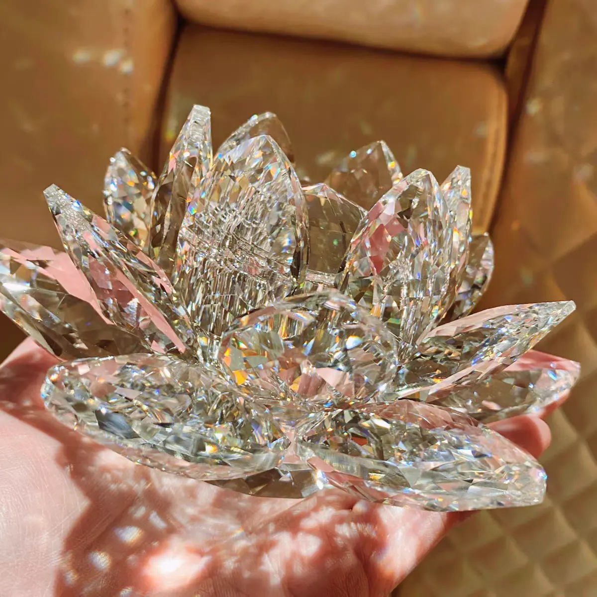 Flor de loto de cristal de arcoíris para decoración del hogar, adorno de coche de colección