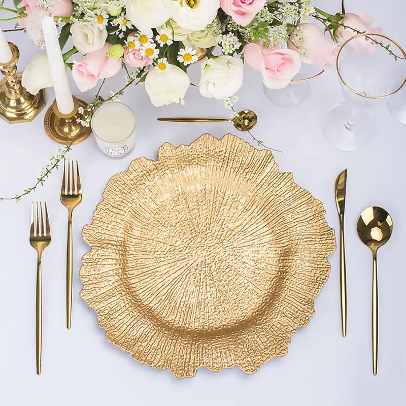 ออกแบบขายส่งเงินสีชมพูพลาสติกสีดำ Rose Gold Glass Coral Charger แผ่นงานแต่งงานตกแต่งอาหารค่ำ Luxury Plate Charger