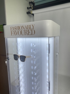 Tinya produttore Custom rotante a LED occhiali acrilici personalizzati espositori ottici armadi vetrina per occhiali