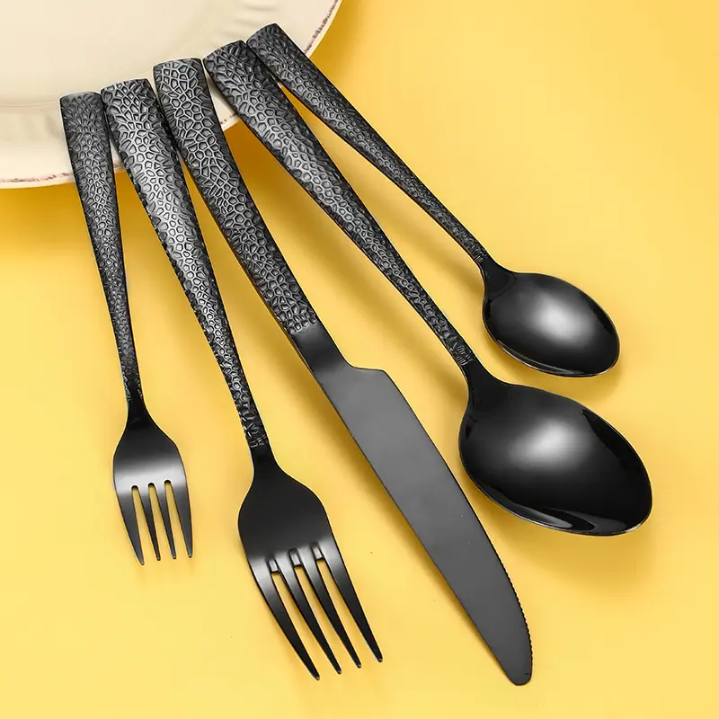 Elegant 304 ชิ้นสแตนเลส Flatware เสิร์ฟชุดหรูหราเครื่องเงินช้อนส้อมมีดสําหรับงานแต่งงานที่ยั่งยืน Stocked