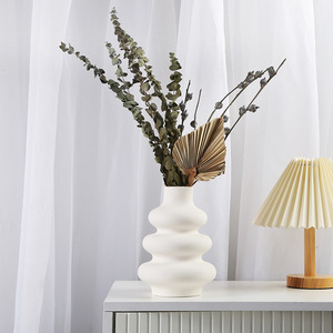 Ins Wind High Value Modern Simple Scandinavian Ceramic Vase Creative <strong>B</strong>&amp;<strong>B</strong> Model Room Net Red Shaped Home <strong>Furnishings</strong> - Product Image 2