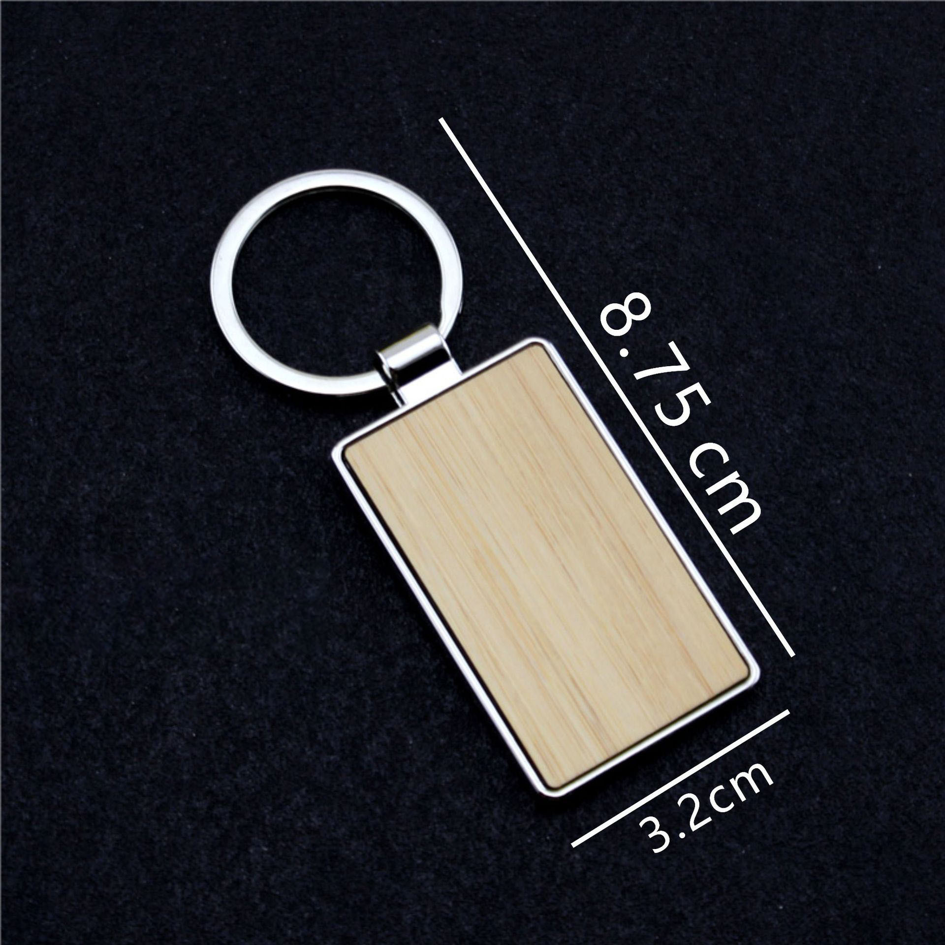 Porte-clés en bois C