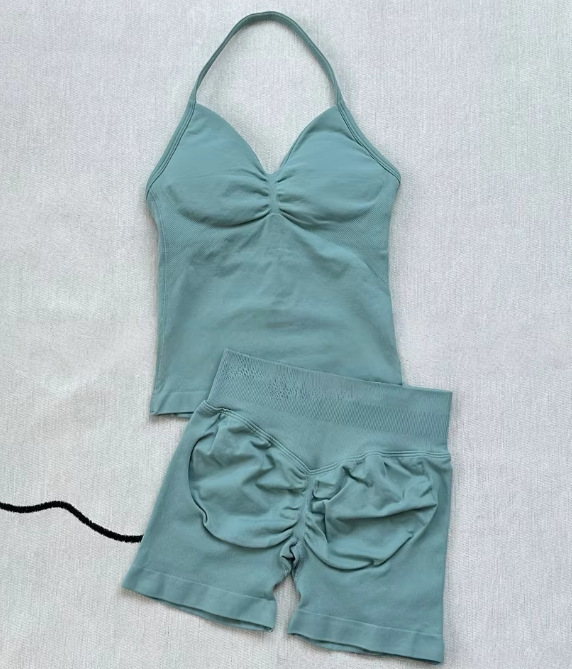 Abito verde chiaro