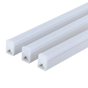 集成<span class=keywords><strong>LED</strong></span> <span class=keywords><strong>T5</strong></span>灯管和T8条形灯条节能车间工厂全套带SMD光源办公用