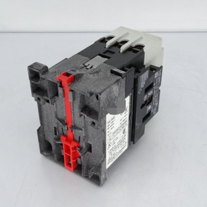 Новый оригинальный готовый 8502-PF1 склад промышленной автоматизации PLC Контроллер программирования - Product Image 1